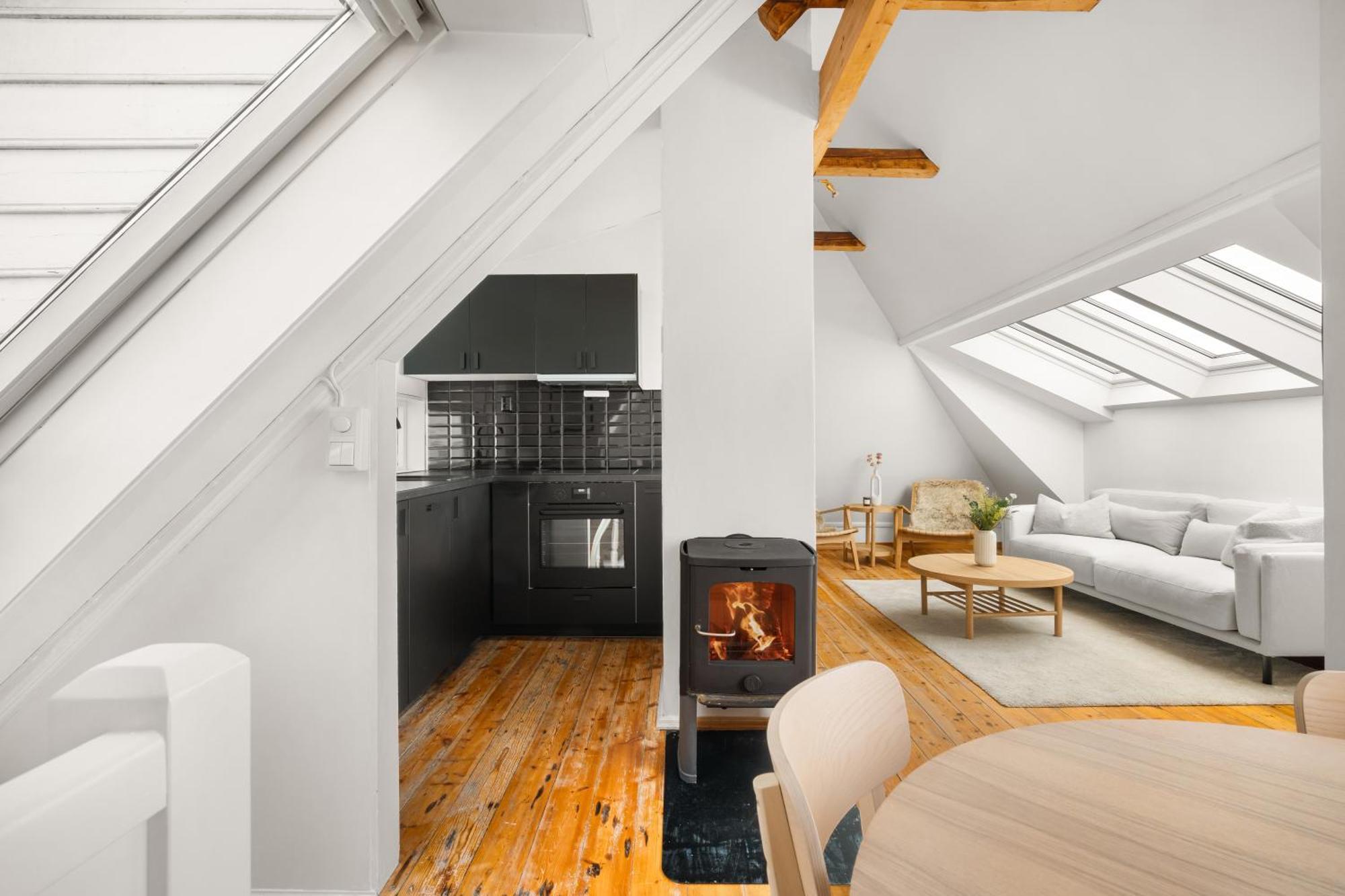 Bryggen Historical Townhouse I Rooftop Views! * Bergen