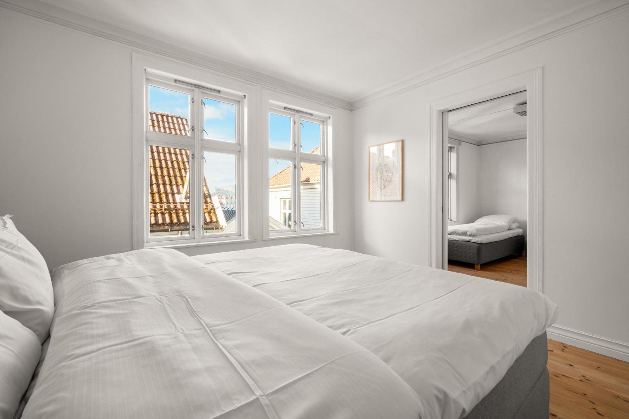 Bryggen Historical Townhouse I Rooftop Views! *
