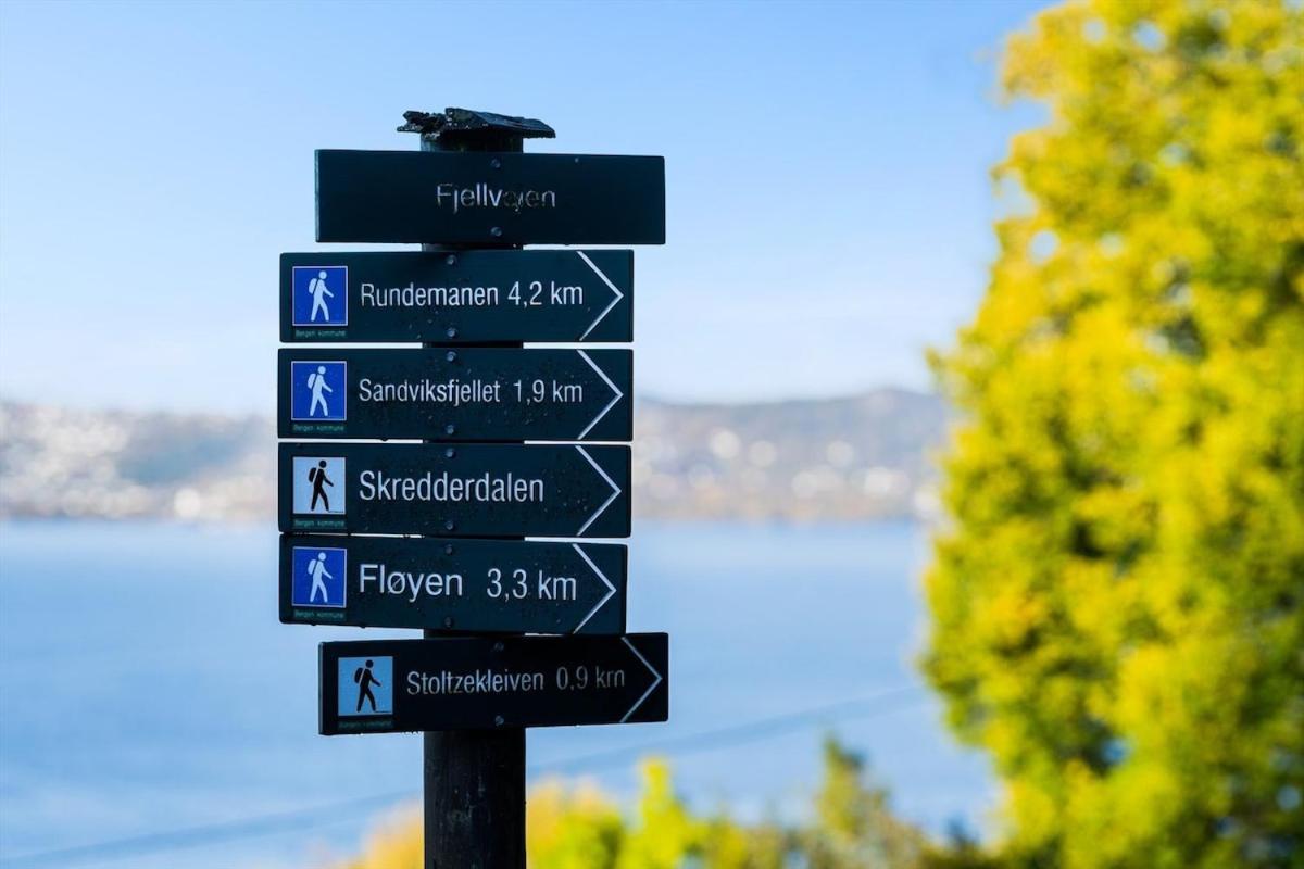 500m To Bryggen - 5m To Bus I 2 Floors & Bathrooms Apartment Bergen