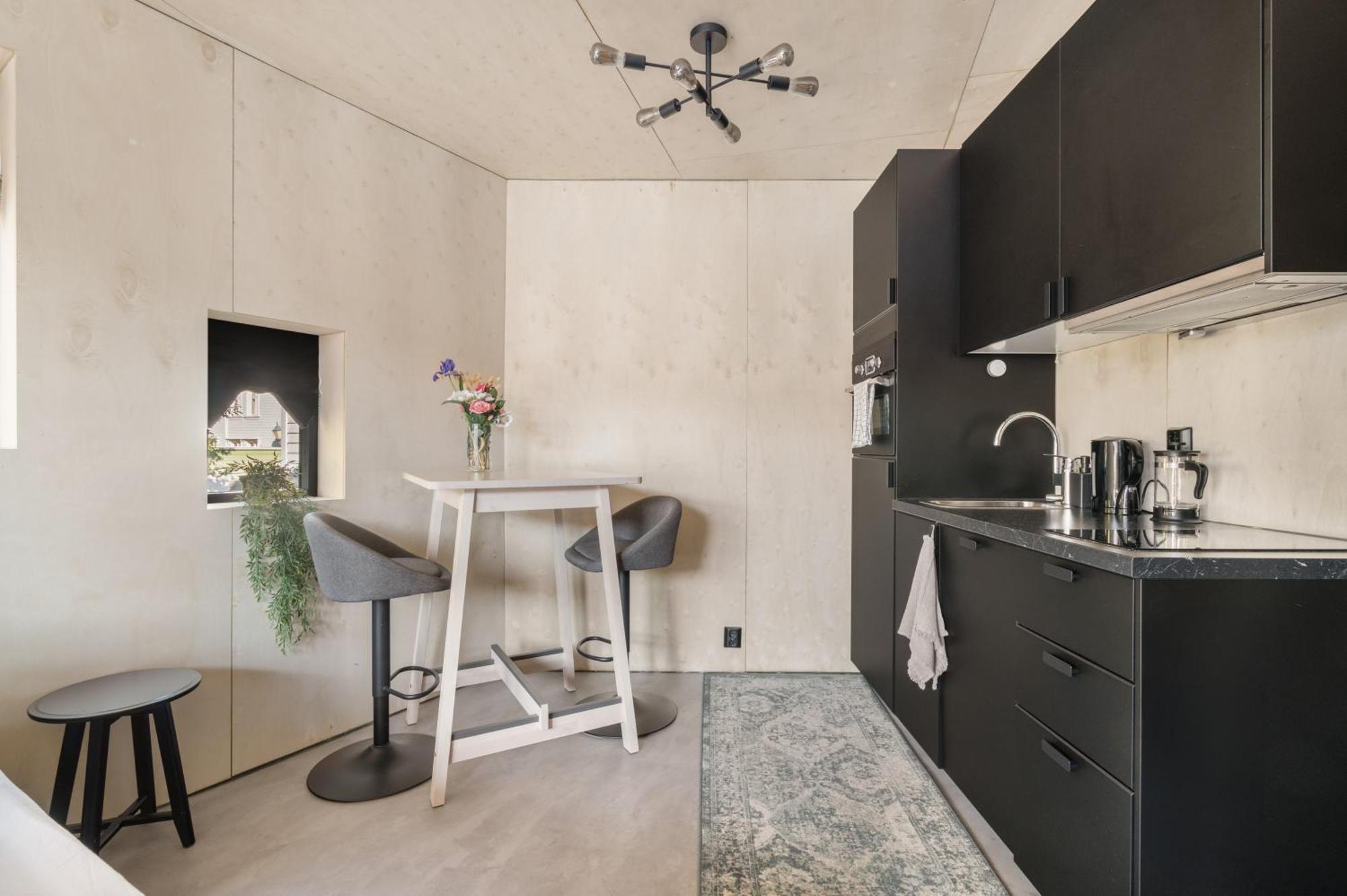 Architectural I Private Balcony I New 2021 Bergen