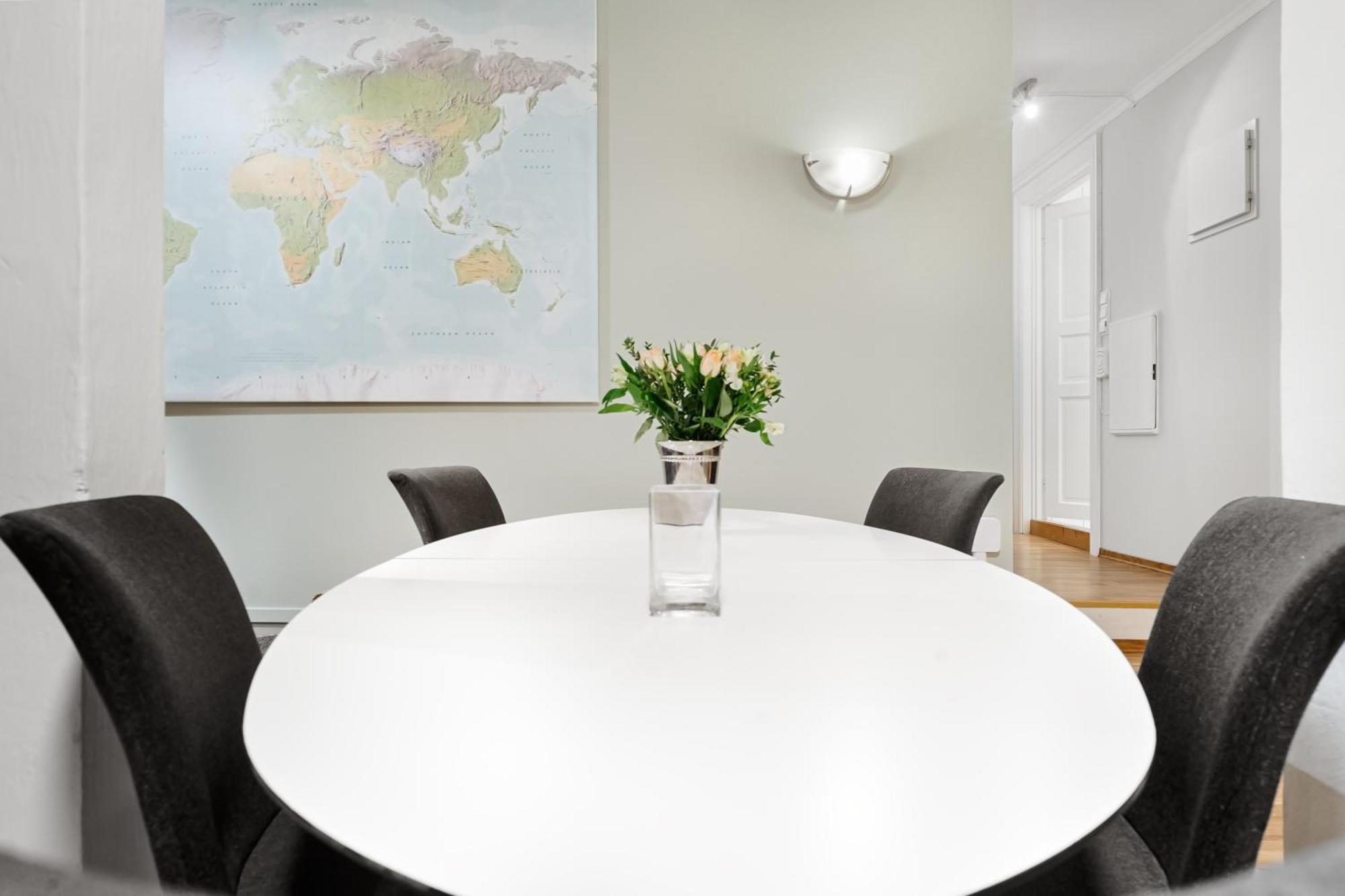 Stilfull Sentrumsnaer Apartment