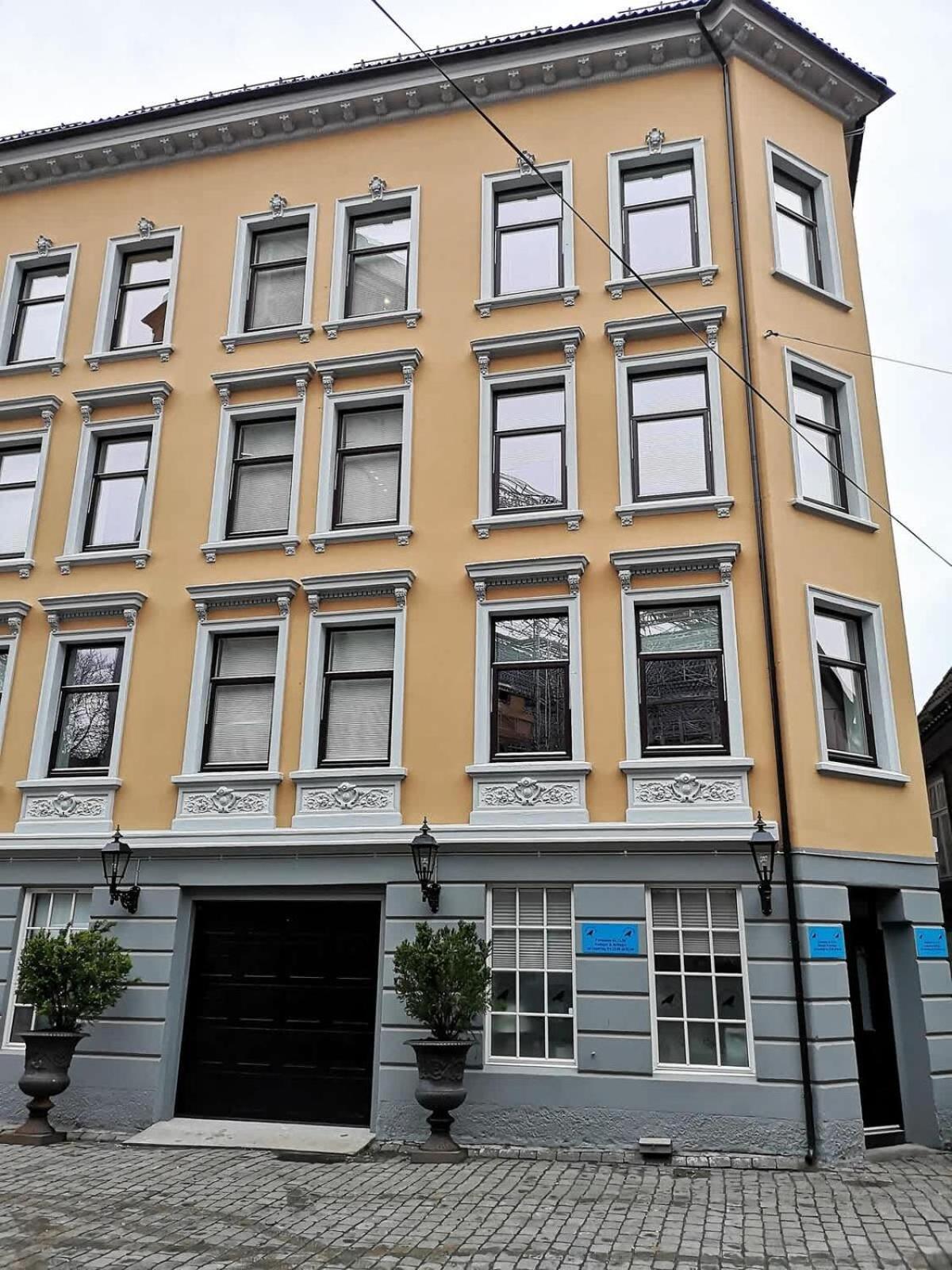 Floor In The Middle Of Town - Great Beds Feriehus *