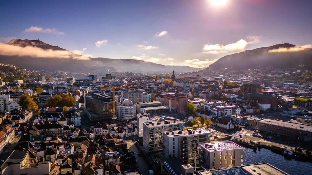High Standard Spacious Near Bryggen Bergen