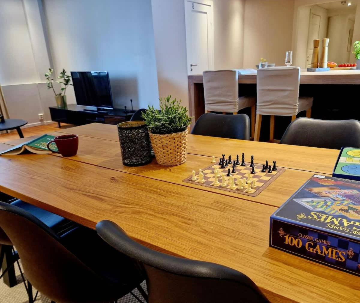 High Standard Spacious Near Bryggen Holiday home Bergen