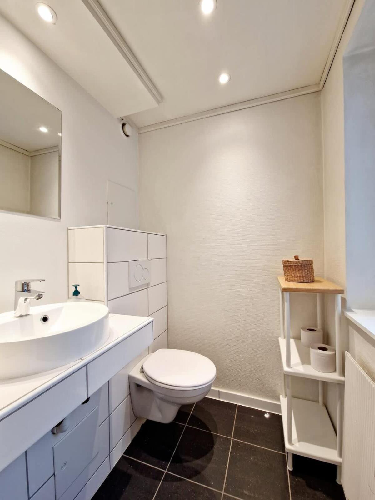 High Standard Spacious Near Bryggen Holiday home Bergen