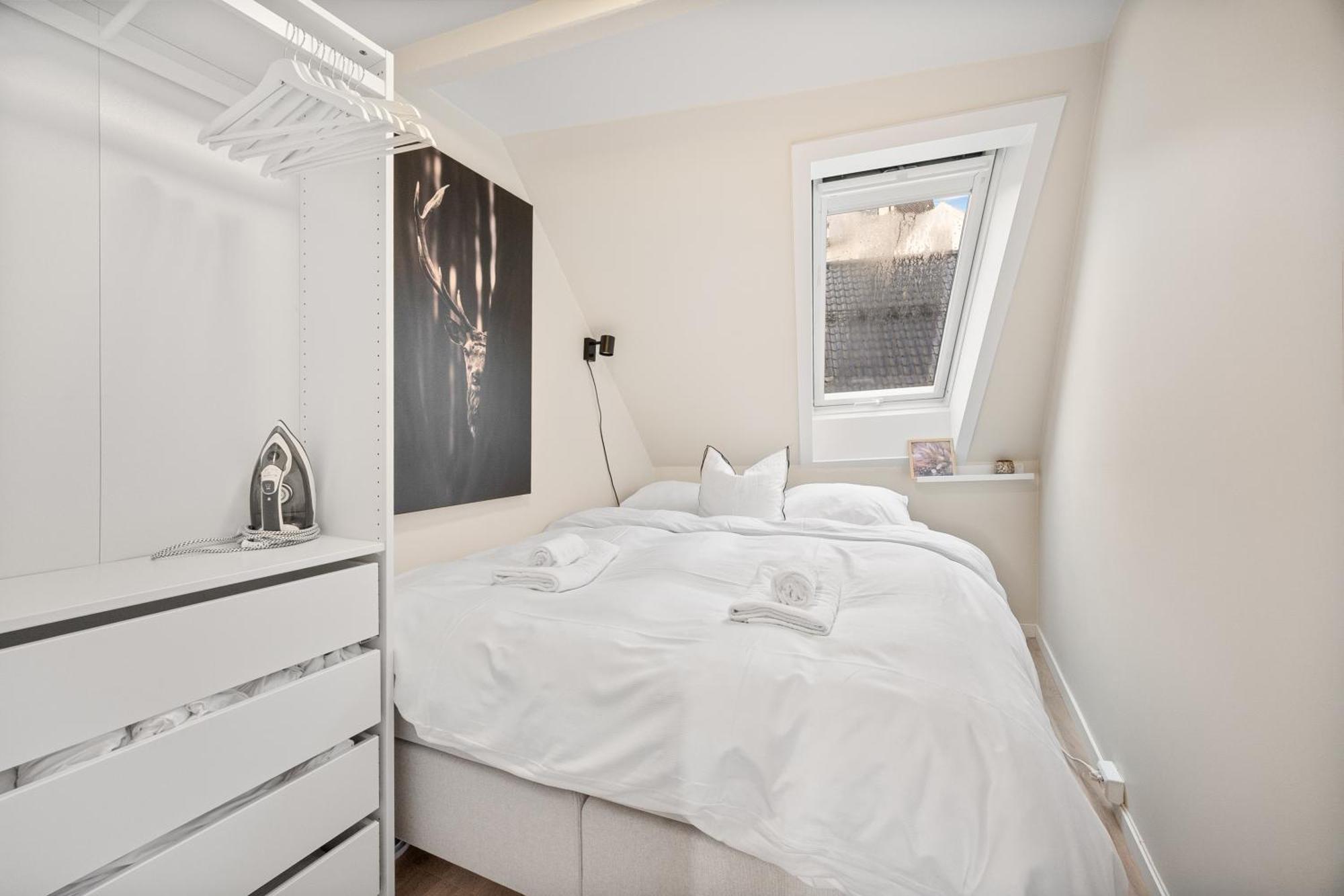 View To Bryggen - Renovated Dec 24 - Historic Cobblestone Street *