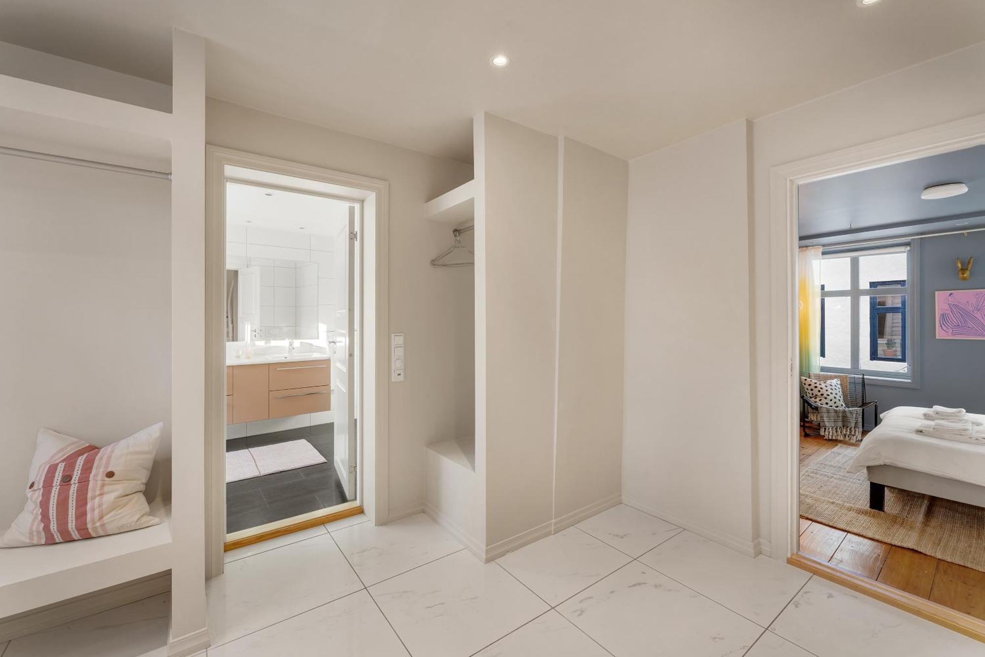 The Townhouse Dream I Must Views! * Bergen