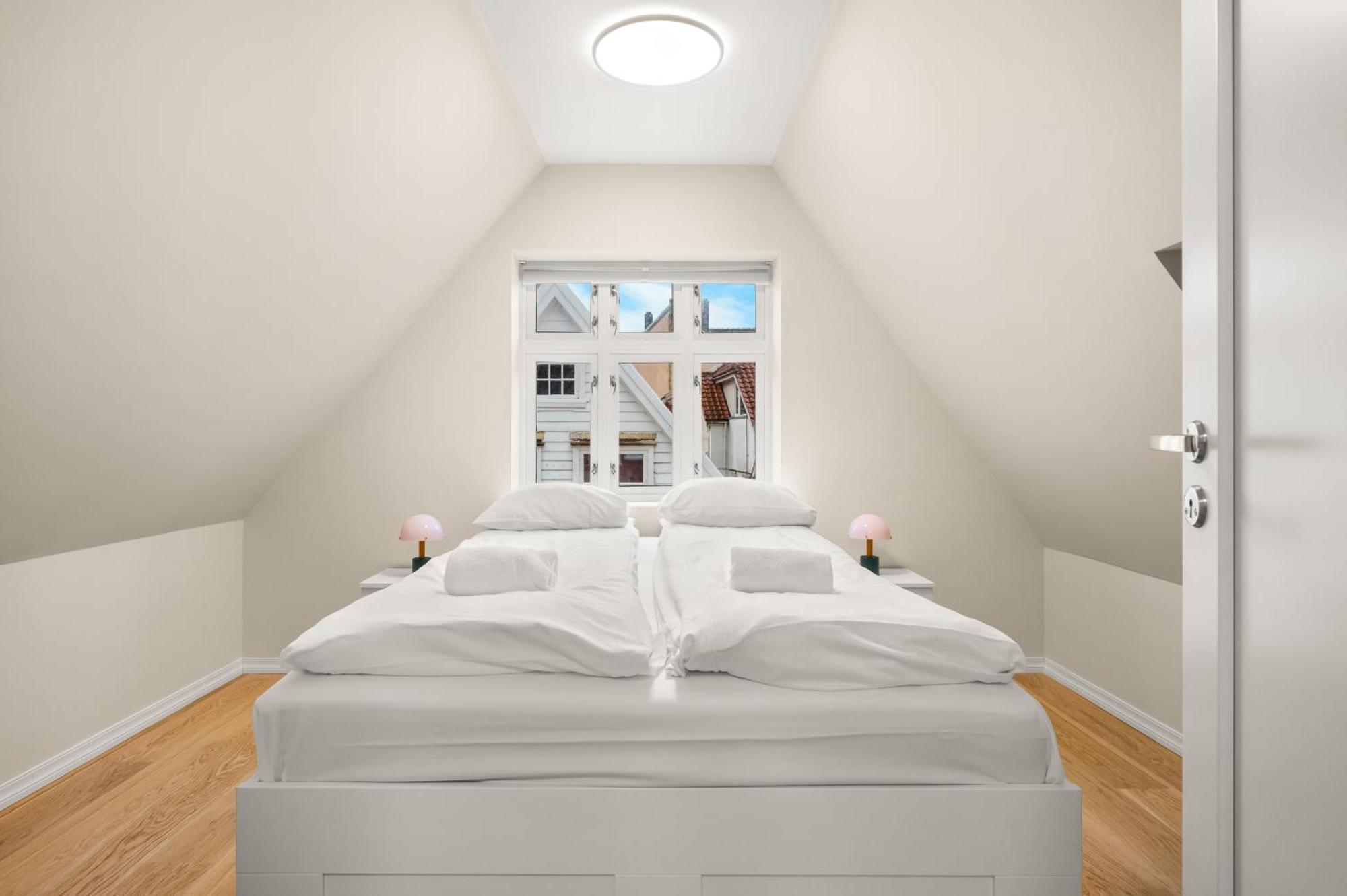 Marken Townhouse New 2025