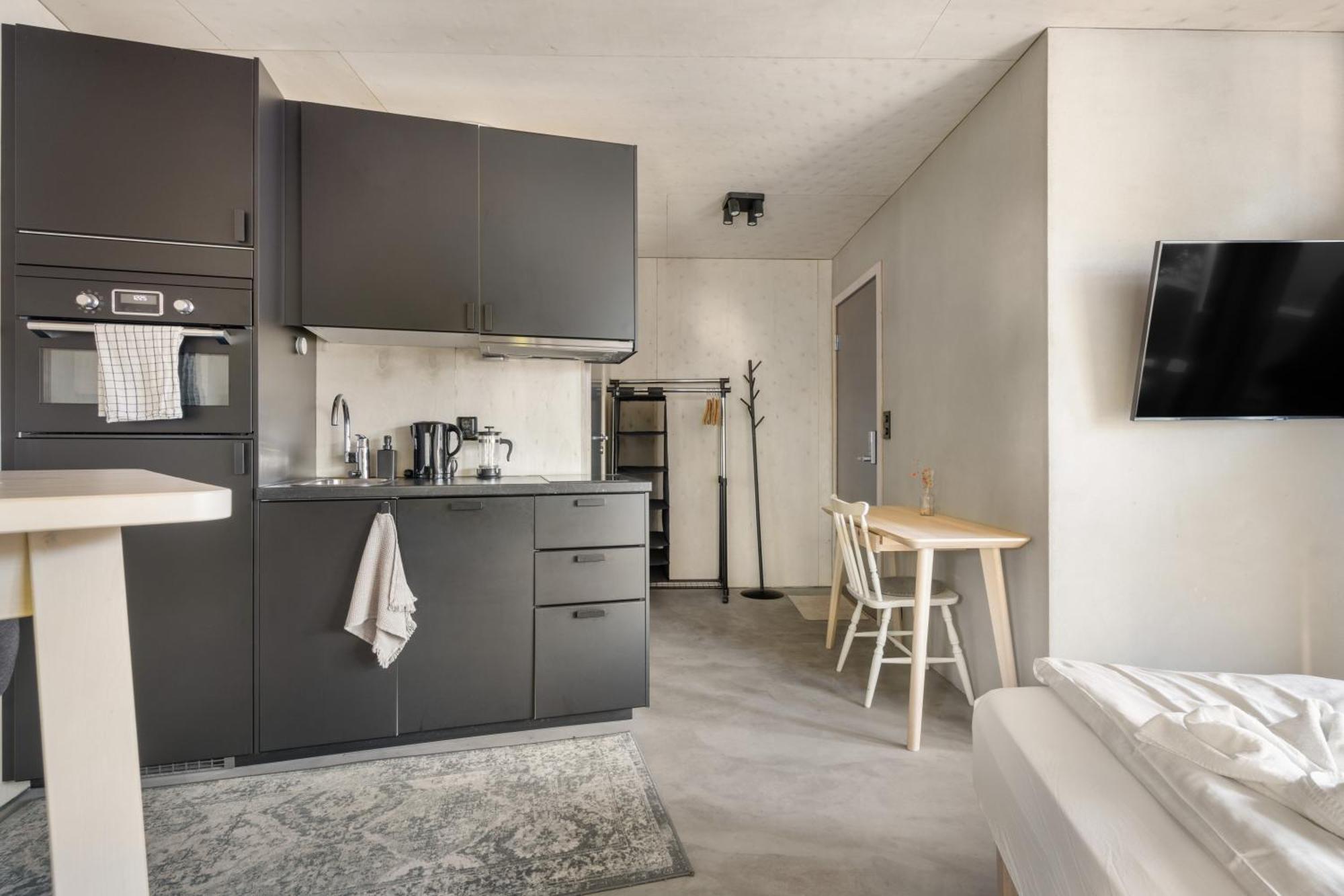 Architectural I Private Balcony I New 2021