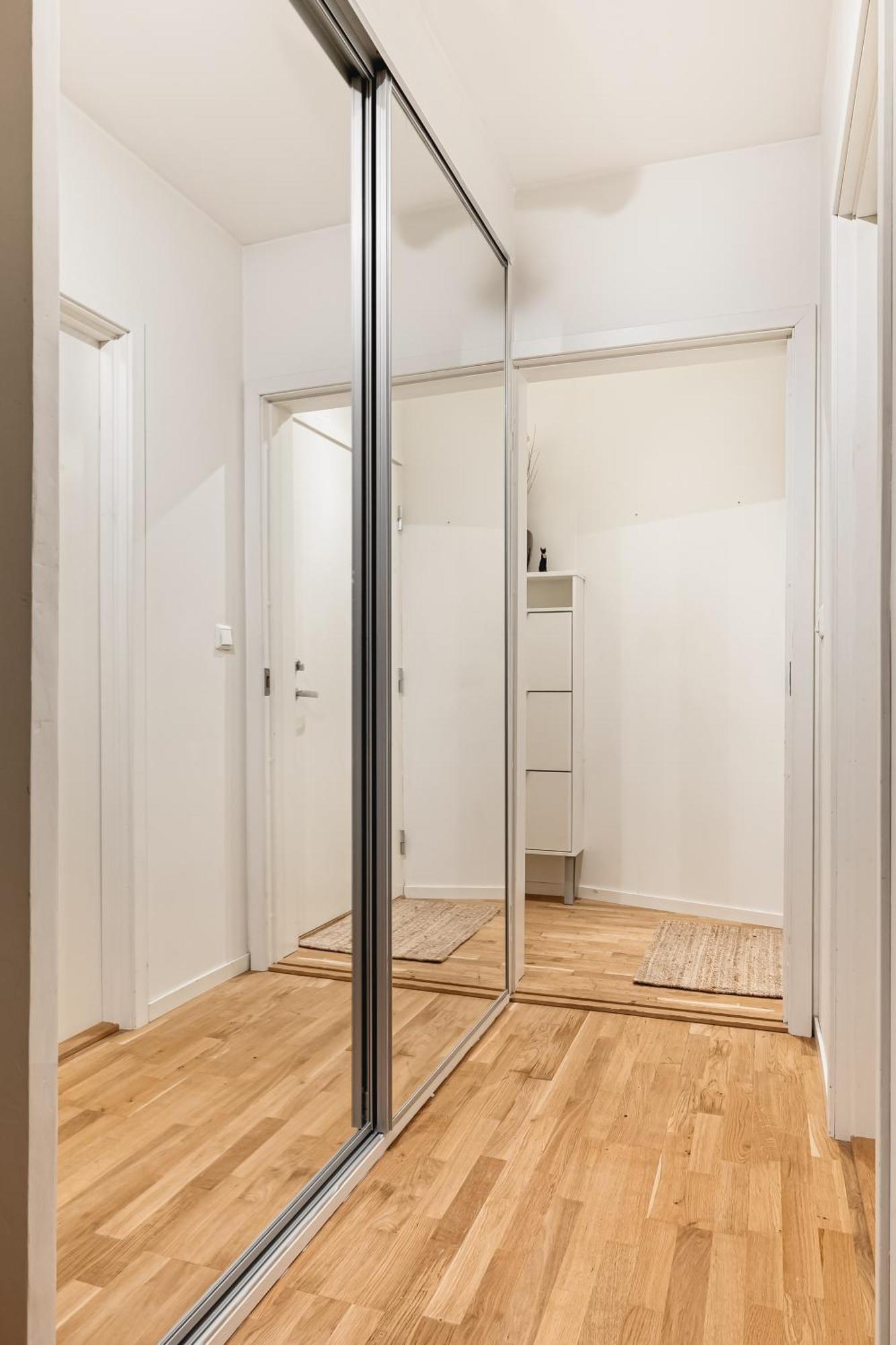 500m To Bryggen - 5m To Bus I 2 Floors & Bathrooms