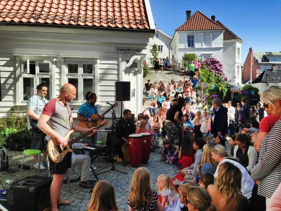 Holiday home Dinbnb Homes I 200m To Bryggen I Make Memories With Friends And Family! Bergen