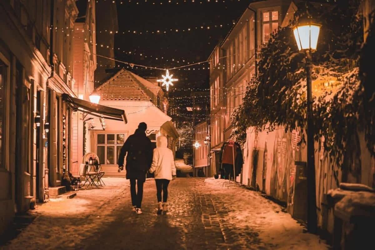 Dinbnb Homes I 200m To Bryggen I Make Memories With Friends And Family! Bergen