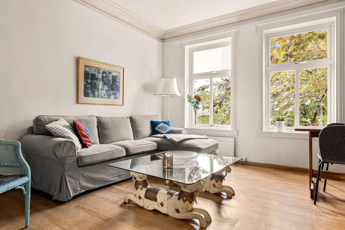 Dinbnb I Characteristic Townhouse With Bathtub