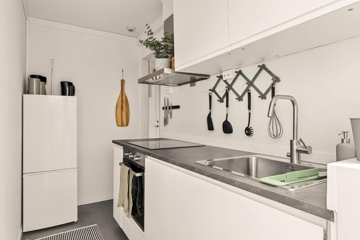 Dinbnb I Views & Street Parking In Sandviken * Bergen