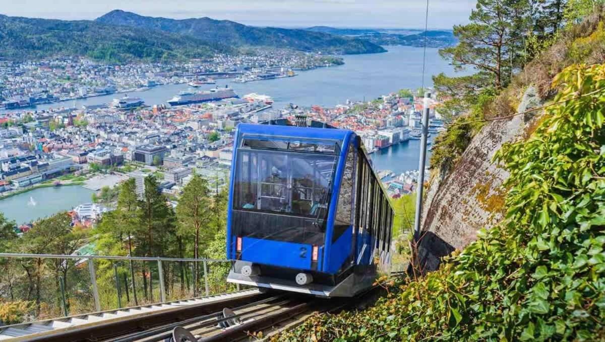 Dinbnb Homes I Historical 1850 House Bergen