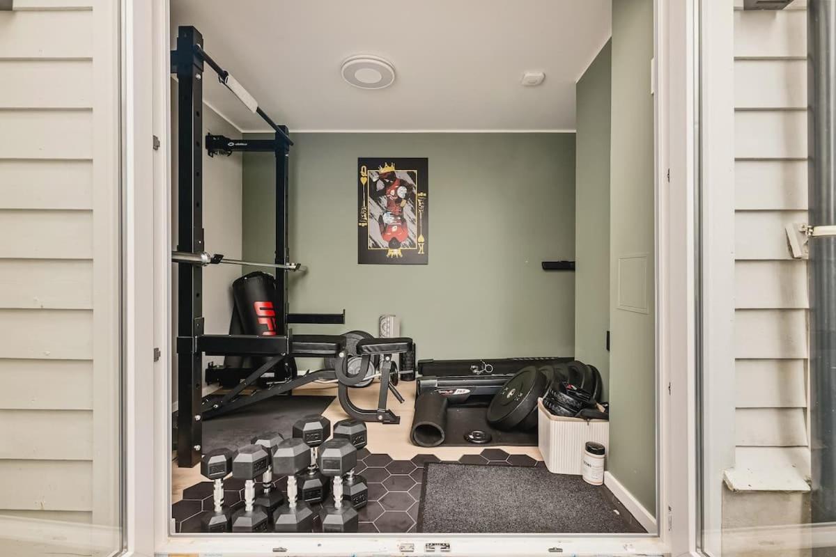 Semesterbostad Dinbnb I Skansen Funhouse! Gym, Outdoor-area & Location! *