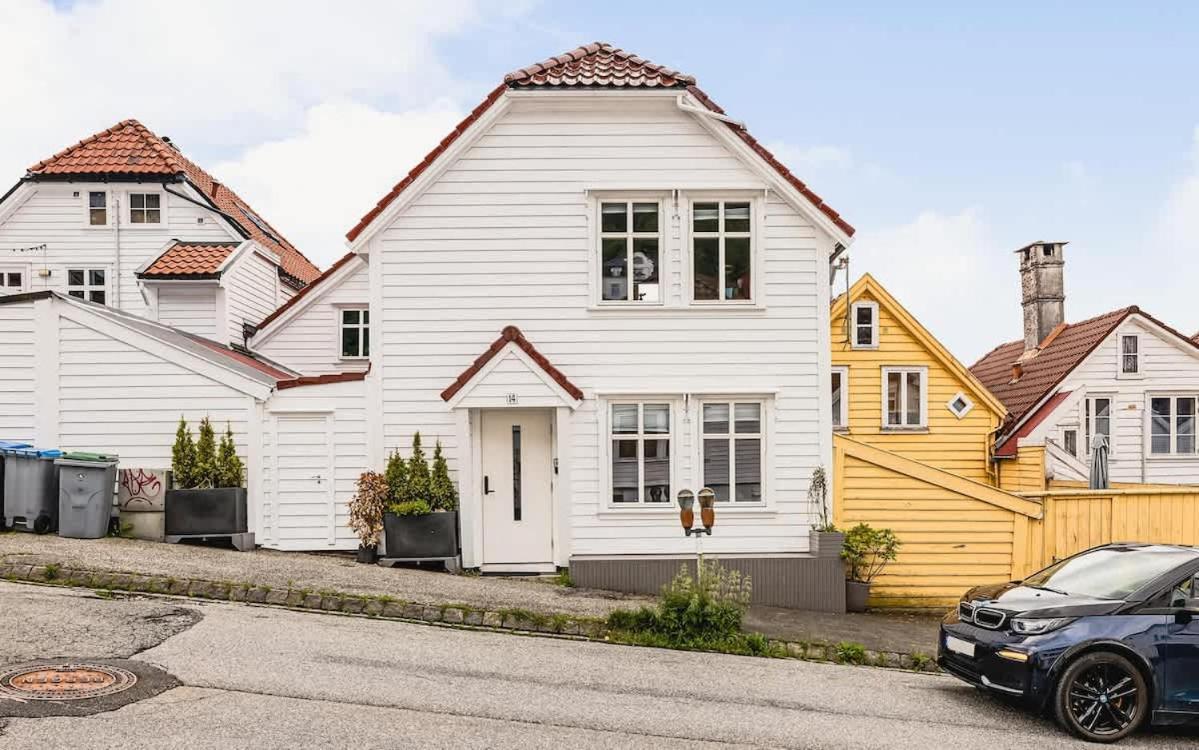 Dinbnb I Skansen Funhouse! Gym, Outdoor-area & Location! Semesterbostad Bergen