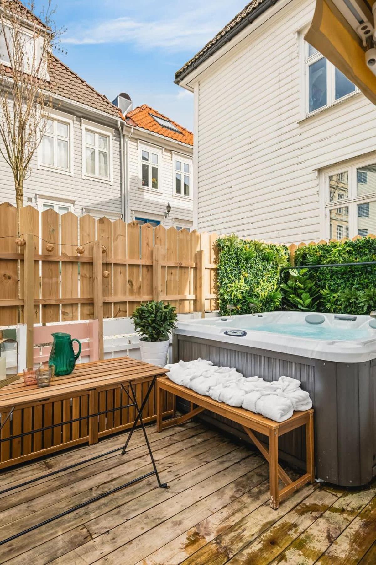 Dinbnb Homes I #1 In I Jacuzzi & Parking & Location Holiday home Bergen