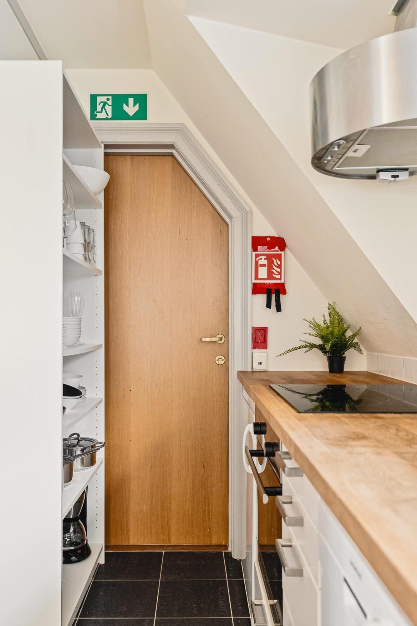 Dinbnb I Shopping, Cafes And Attractions At Your Doorstep! Apartment Bergen