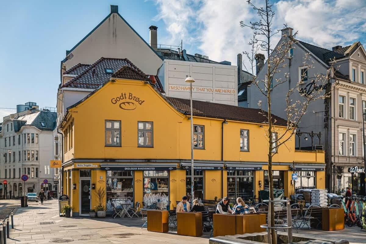 Dinbnb I Bnb-dream I 500m To Fish Market I Family-friendly Lägenhet
