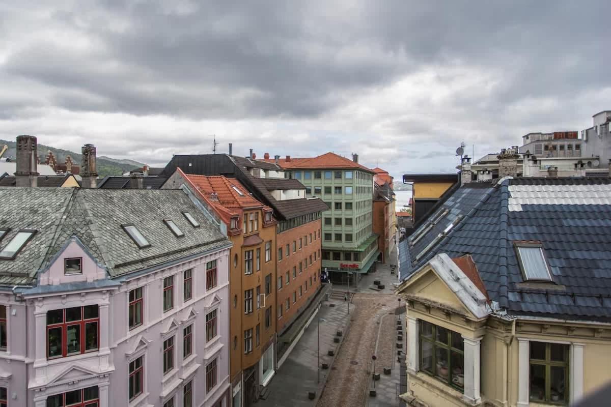 Dinbnb I Penthouse 250m From Center I Privat Balcony Bergen