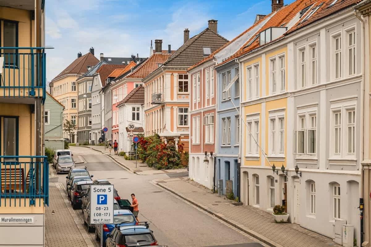 Dinbnb Appartments L Traditional Bergenshouse I Charming I Familiy *
