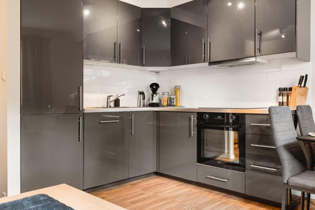 Dinbnb I Family I Fully Equipped & Parking Opportunities * Bergen