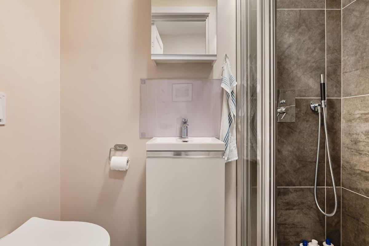 Dinbnb L 500m To The Market! 65 Sqm Of Comfort & Luxury Appartement