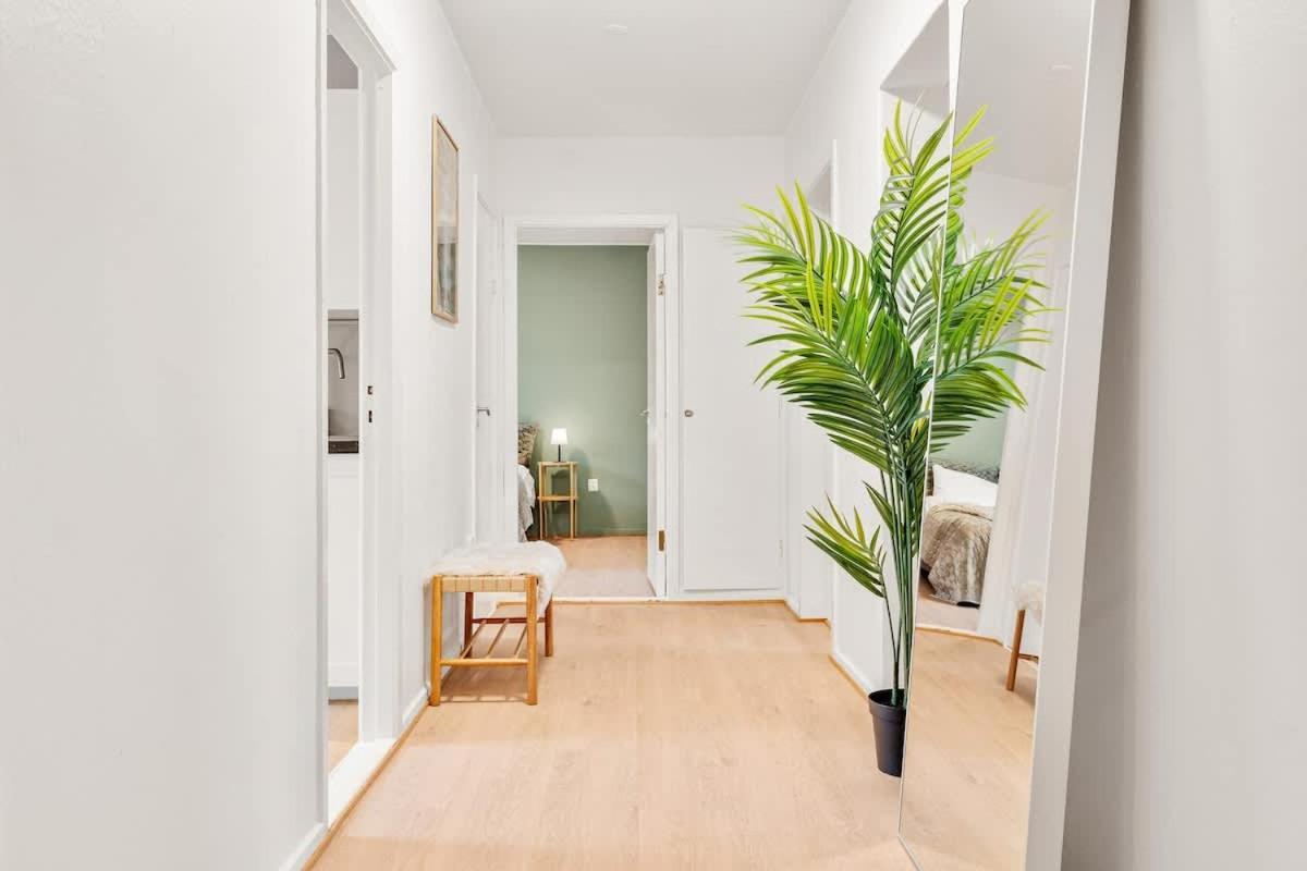Dinbnb L Free Parking L 5 Min From Torget L Nearby Coast I Newly Furnished *