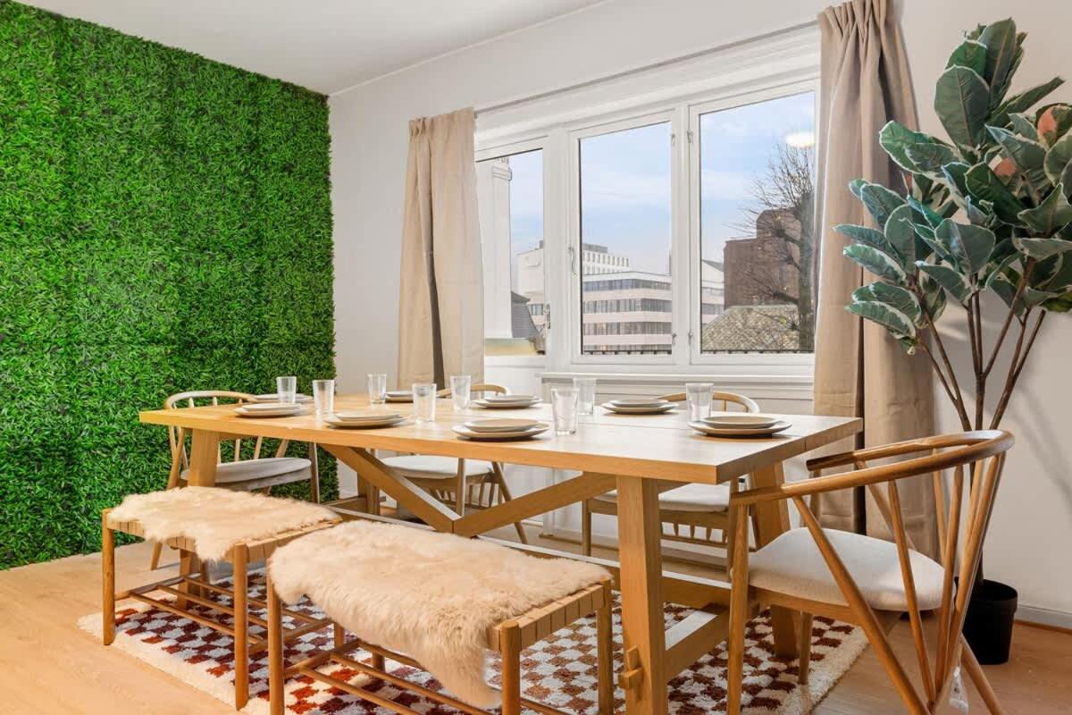 Apartment Dinbnb L Free Parking L 5 Min From Torget L Nearby Coast I Newly Furnished *