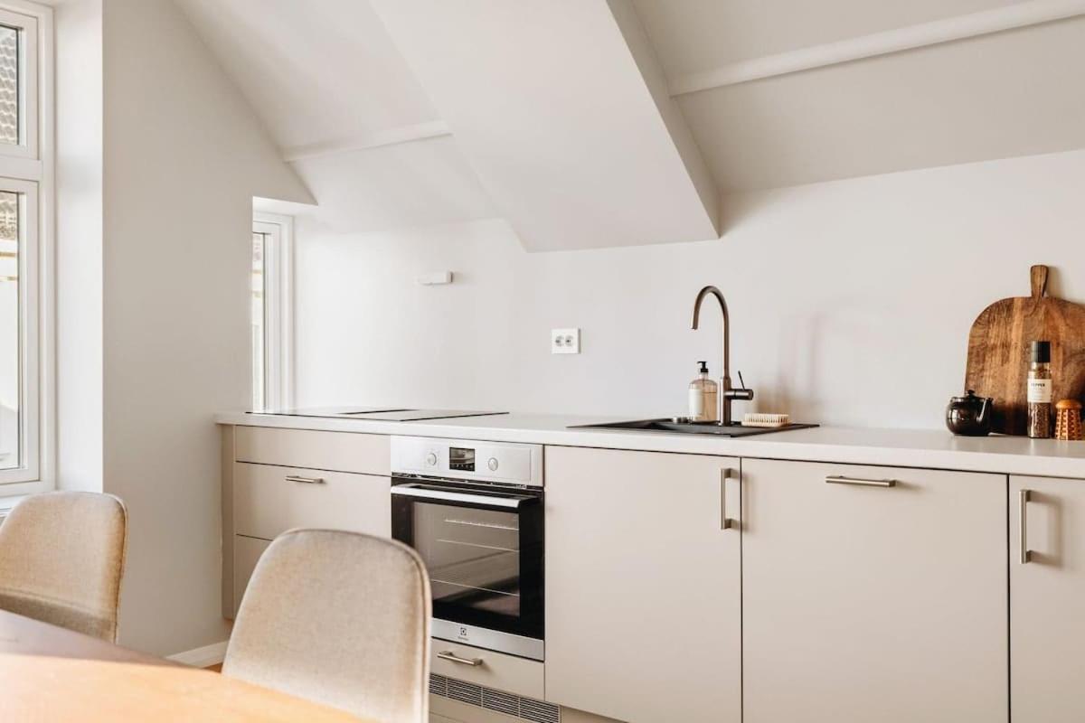 Apartment Dinbnb L 2 Etasjers Toppleil L 2 Privat Balkonger L Ny 2024 Bergen
