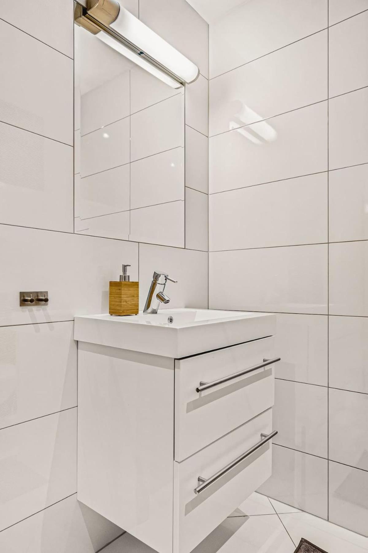 Dinbnb I Top-modern In Historical Sandviken *