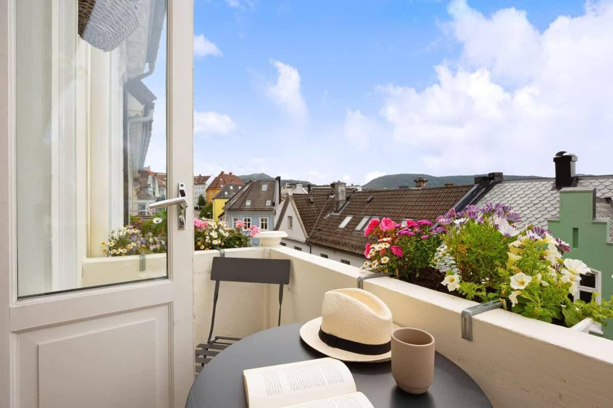 Dinbnb Appartments L 6 Min To Bryggen I 67 Sqm In 4th Floor L Views *