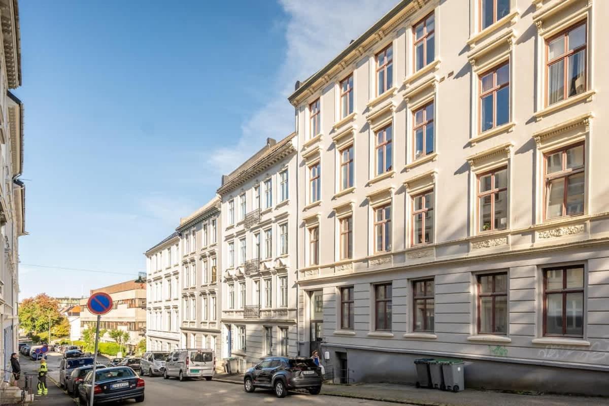 Apartment Dinbnb Appartments L 250 Meters From Bybanen I Vilvite I Built In 1800s Bergen