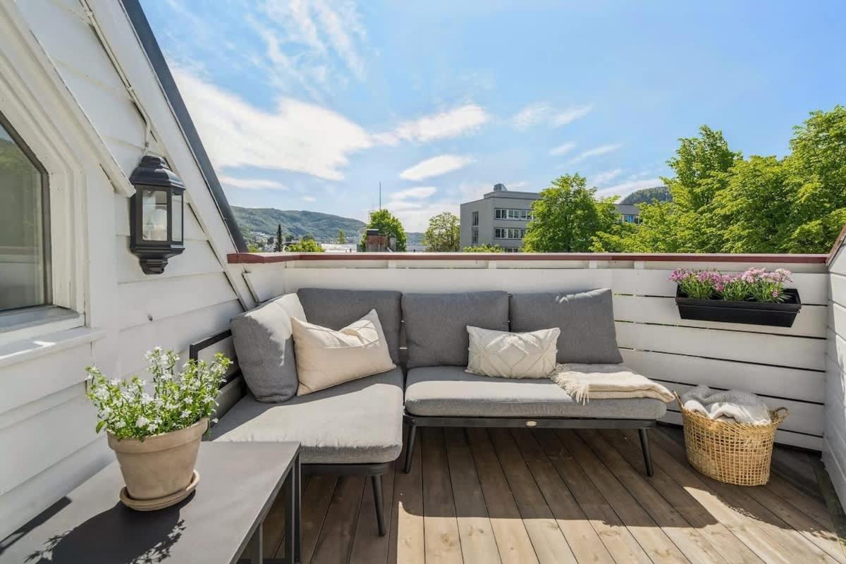 Dinbnb Appartments L 250 Meters From Bybanen I Vilvite I Built In 1800s * Bergen