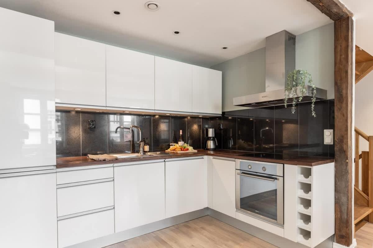 Holiday home Dinbnb L 600 M To Bryggen L 3-story House L New In 2023