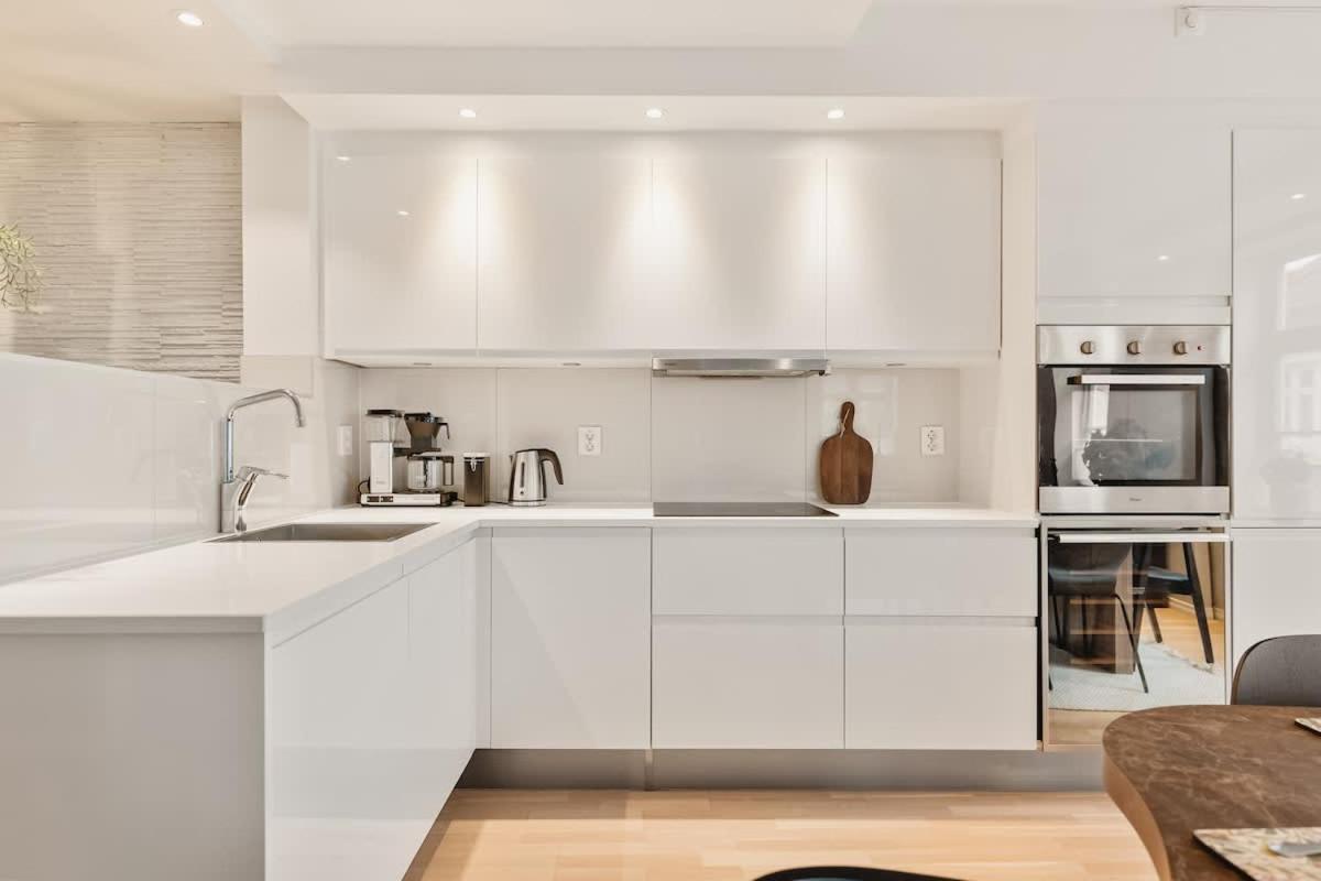 Dinbnb L 500m To Bryggen L Bathtub & New 2017 L Authentic Bergenshus Apartment *