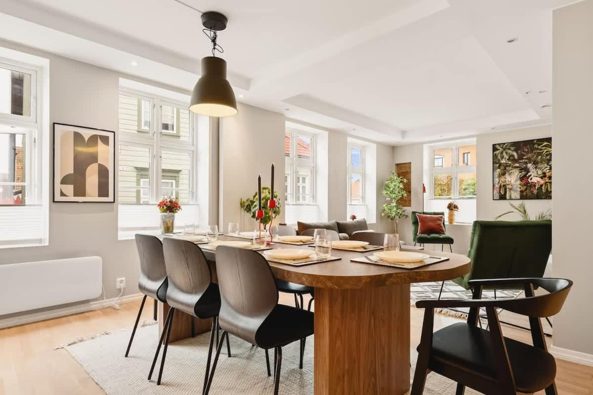 Dinbnb L 500m To Bryggen L Bathtub & New 2017 L Authentic Bergenshus Apartment