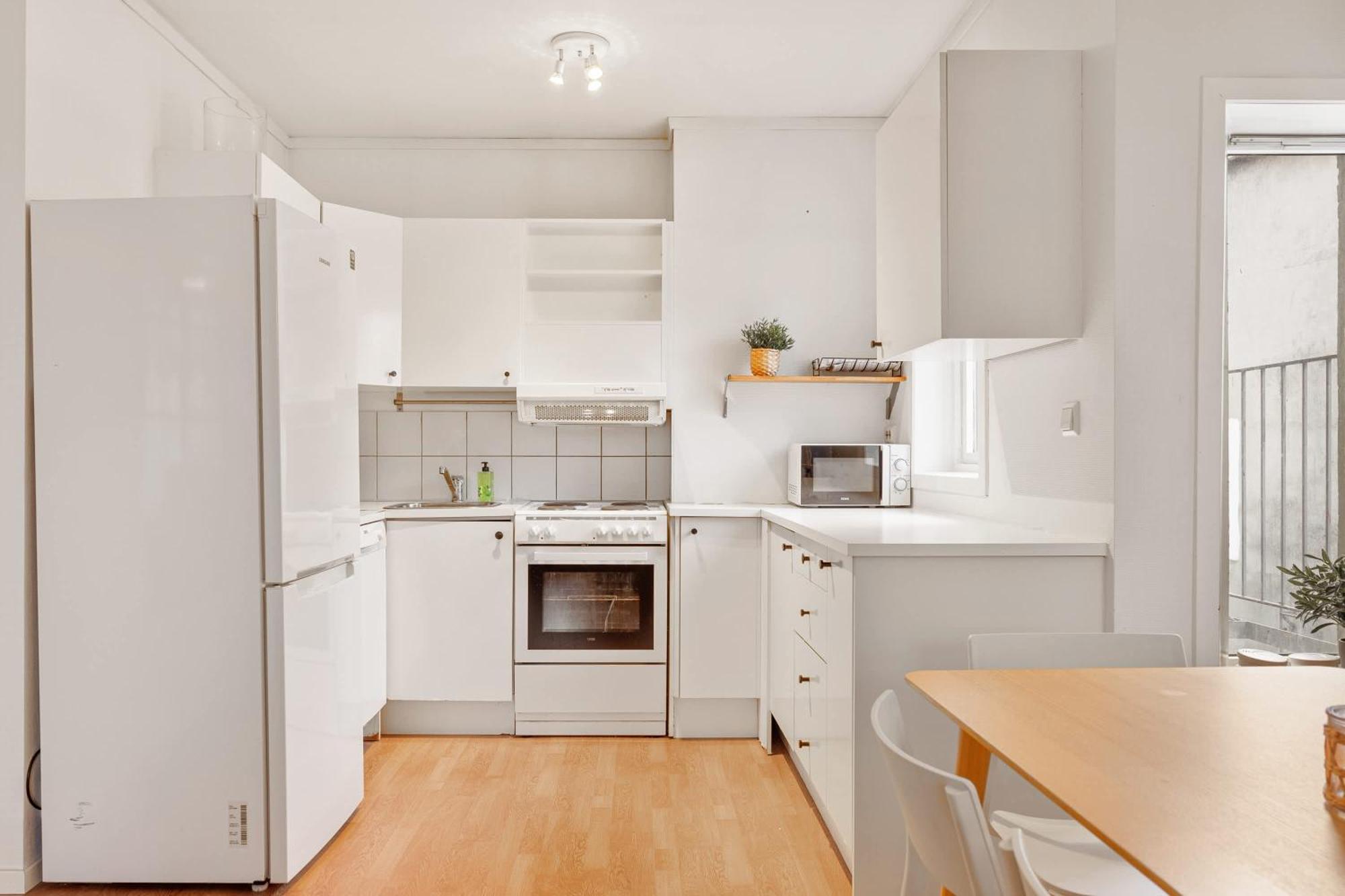 Heimby Homes - Four Bedroom Free Wifi Apartment Bergen