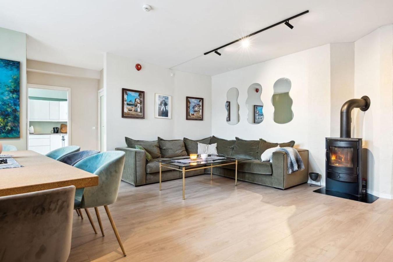Holiday home Sjarmerende Med Utsikt, Spa-bad Og Park Bergen