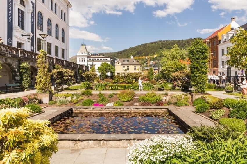 Dinbnb I Historical Building I 50m To Museum Apartment Bergen