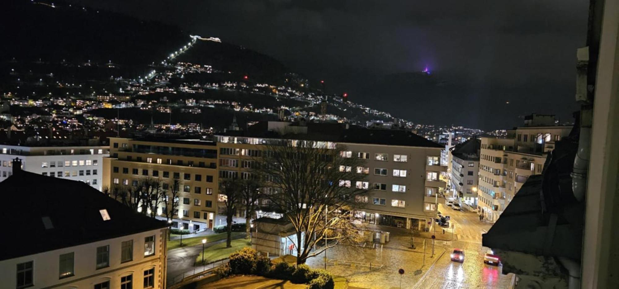 Apartment View In Town *