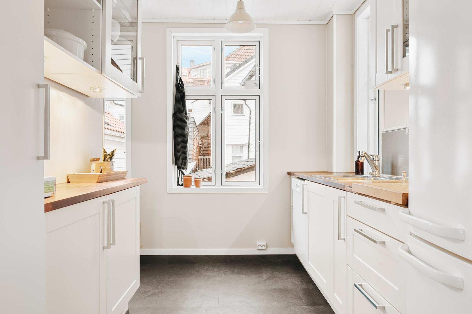 Dinbnb - History Meets Modern I 3-story House *
