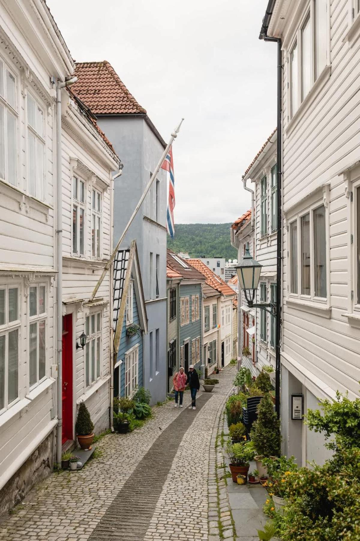 Dinbnb Homes I Idyllically Located 4-bedroom Semesterbostad *