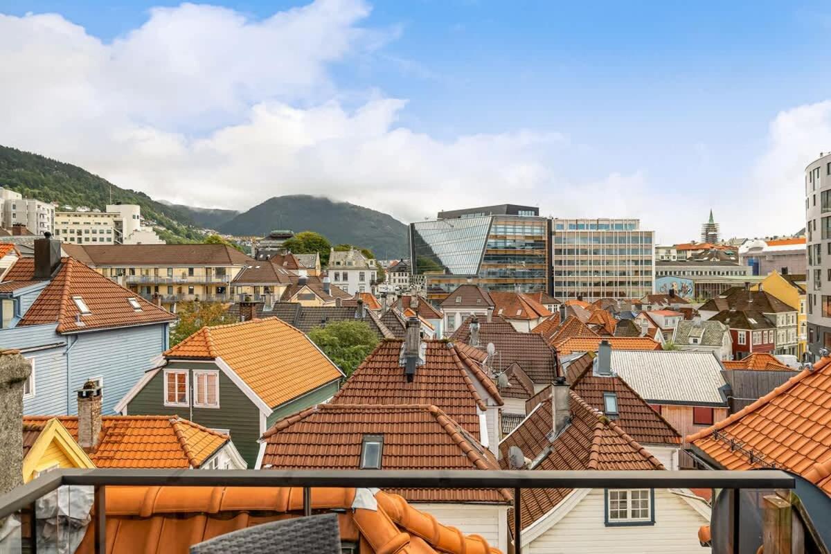 Apartment Dinbnb I Historical Two-floor With Rooftop Panorama I 1645 Heritage