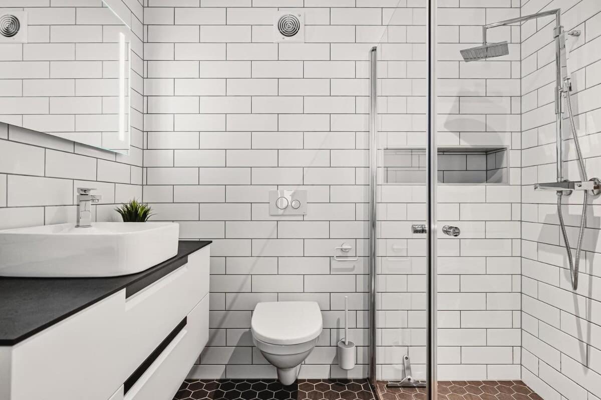Dinbnb Appartments L 300 M To Bryggen & Floyen! Optimized In 2023 Bergen