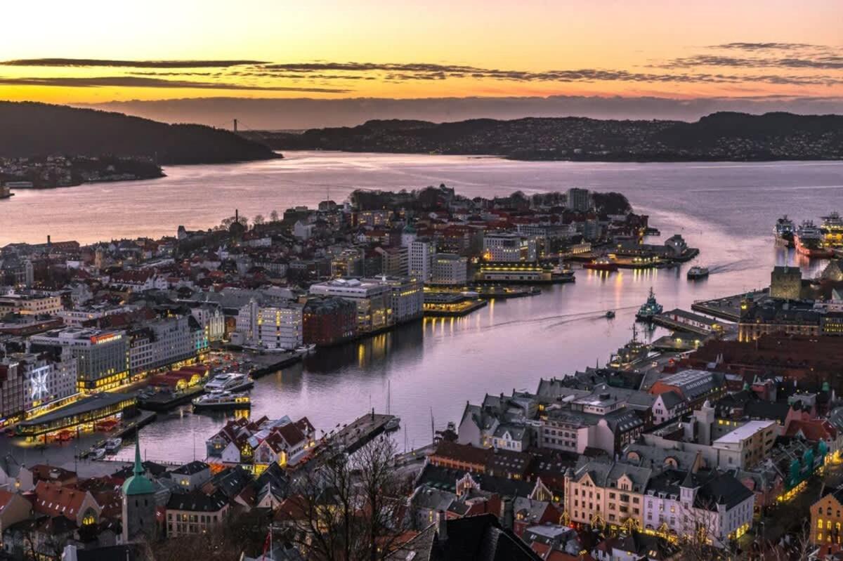 Apartment Dinbnb Appartments L Live In A Postcard ! L 300 M To Bryggen L Value!