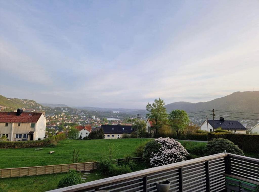 On The Footstep Of Mount Ulriken Apartment