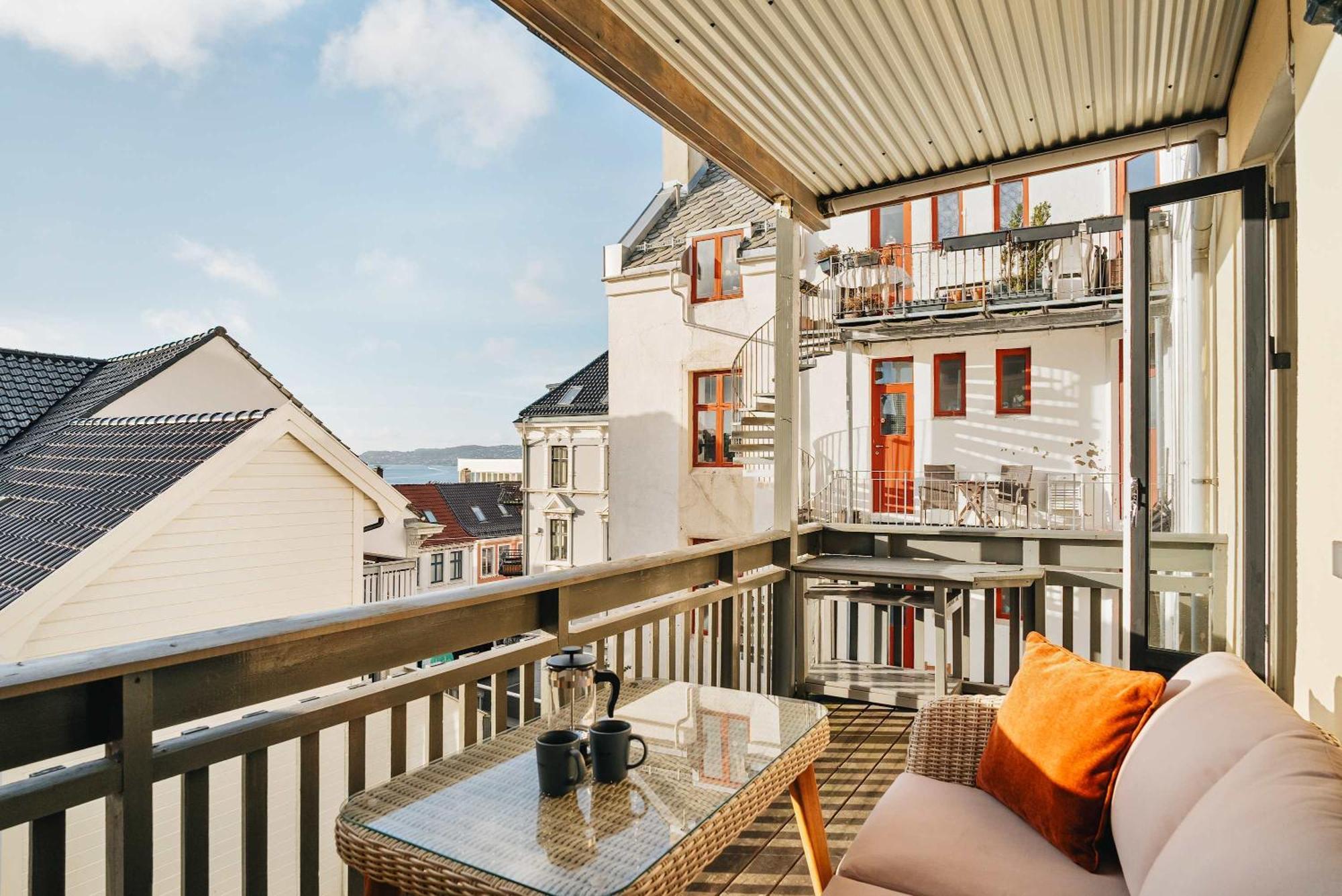 Dinbnb L Balcony & Sea Views L 800 M To Bryggen Apartment