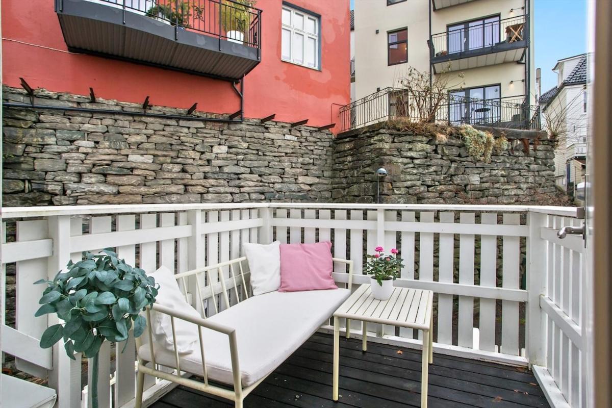 Charming With Stunning View Apartment Bergen